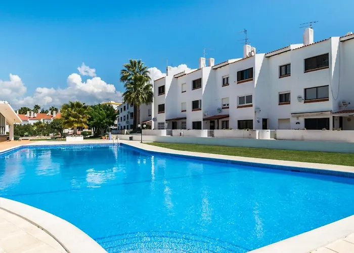 125 Oliveiras Terraces *